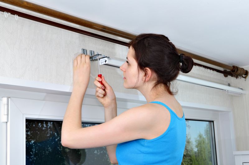 Blinds Hanging Service in Littleton, CO