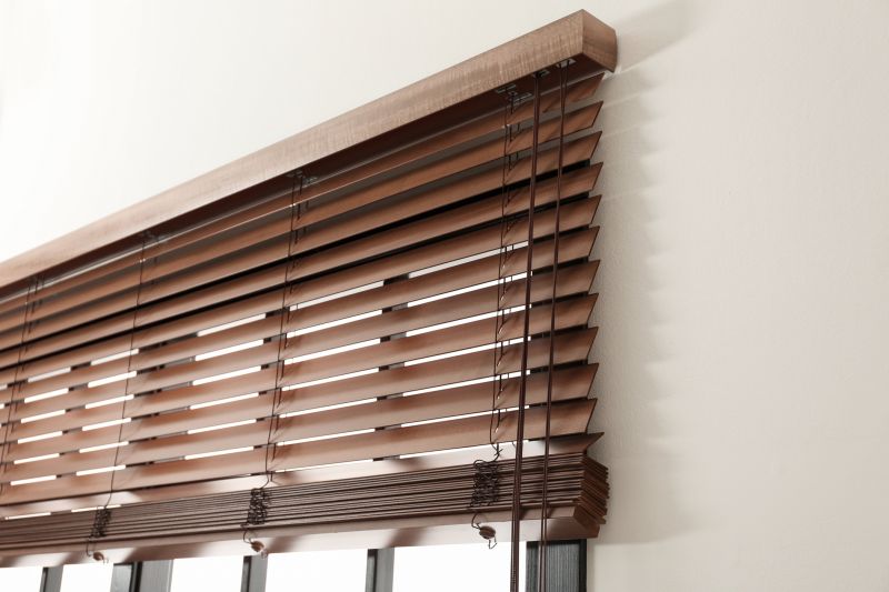 Mounting Venetian Blinds