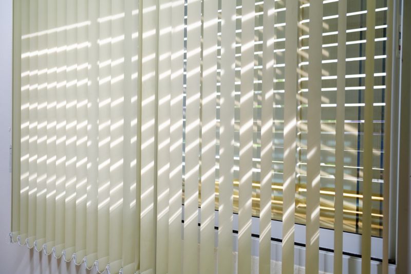 Clean vs. Dirty Blinds